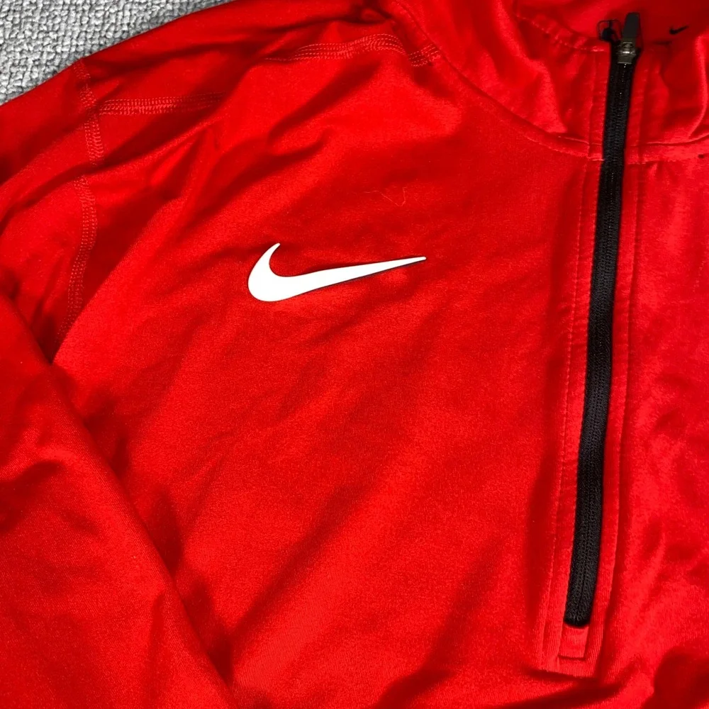 Nike Chicago Bulls Quarter Zip Mens XL Red NBA Dri Fit Long Sleeve Pullover Logo